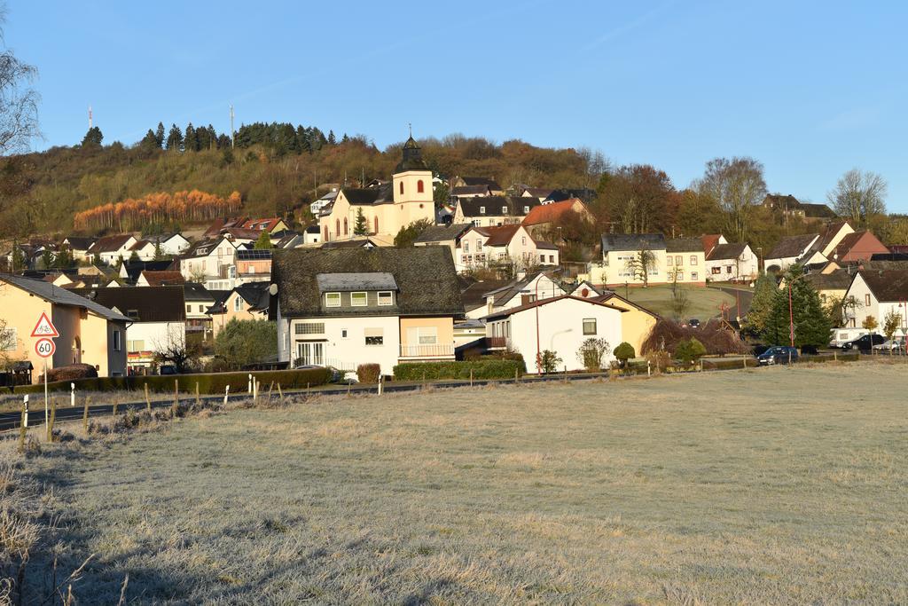 Das Pautzen Haus Daun Luaran gambar